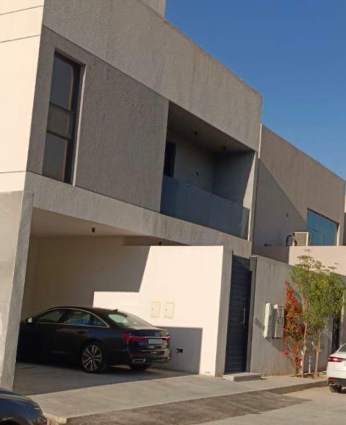 🏡 Fully Furnished Floor for Rent in Al Arid District